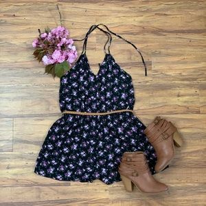 💚2/15💚 Floral Halter Neck Romper